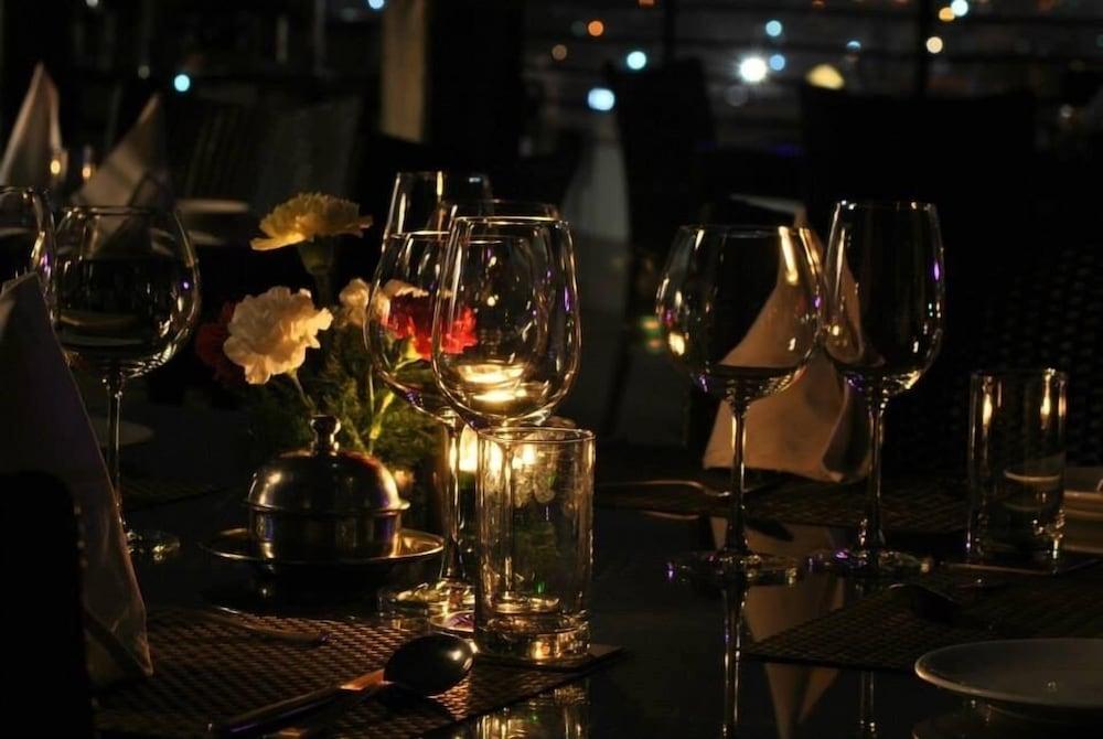 Royal Orchid Central Jaipur, Bani Park Екстериор снимка