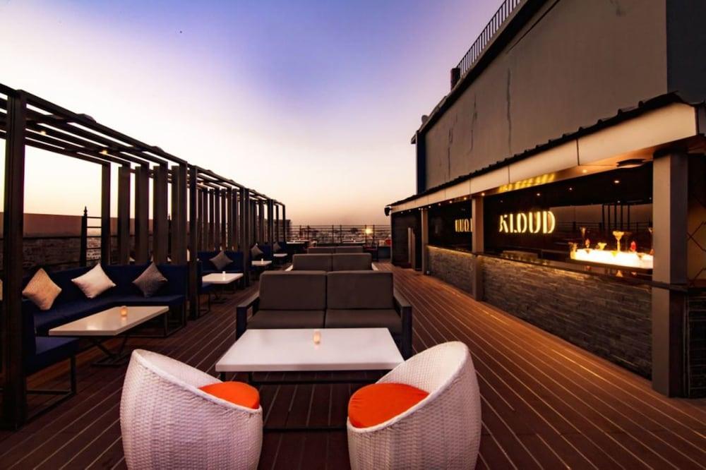 Royal Orchid Central Jaipur, Bani Park Екстериор снимка