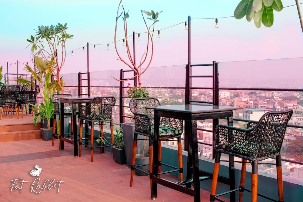 Royal Orchid Central Jaipur, Bani Park Екстериор снимка