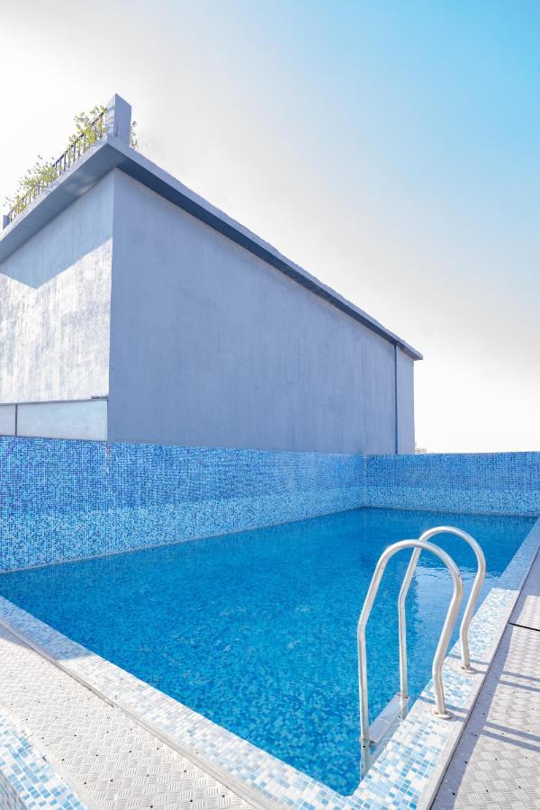 Royal Orchid Central Jaipur, Bani Park Екстериор снимка